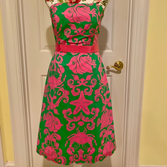 Lilly Pulitzer Dresses & Skirts - Lilly Pulitzer pink/green sea life dress size 4